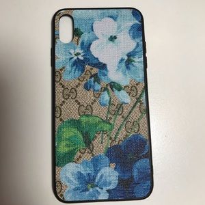iPhone XS Max blue bloom case